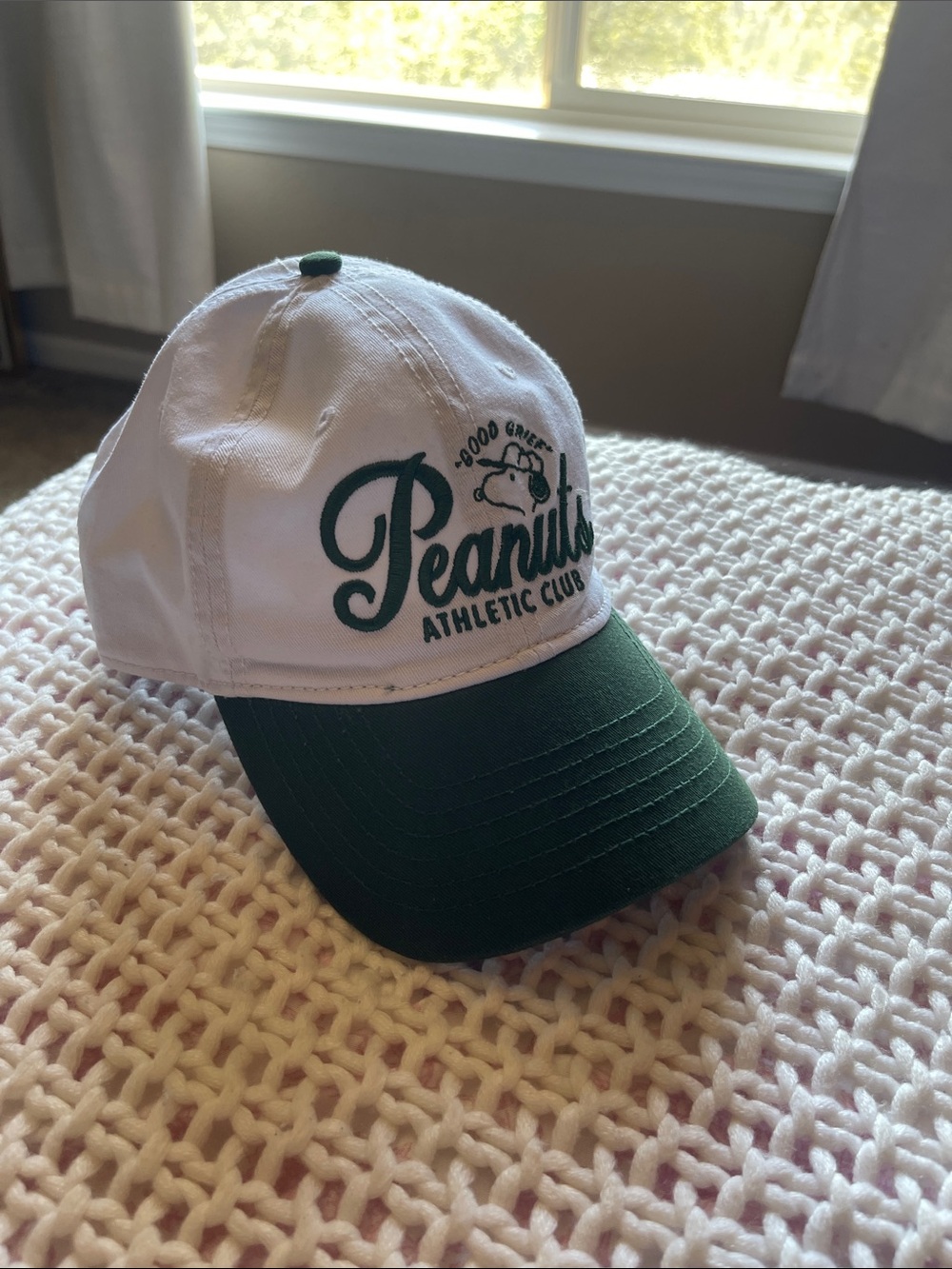 Peanuts Two-Tone White and Dark Green Baseball Cap
